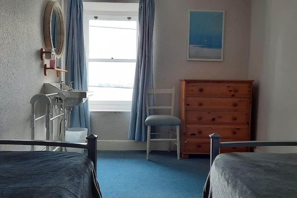 Вілла Arvonia Sleeps 7, Sea Views, Dog Friendly Нью-Кі Екстер'єр фото