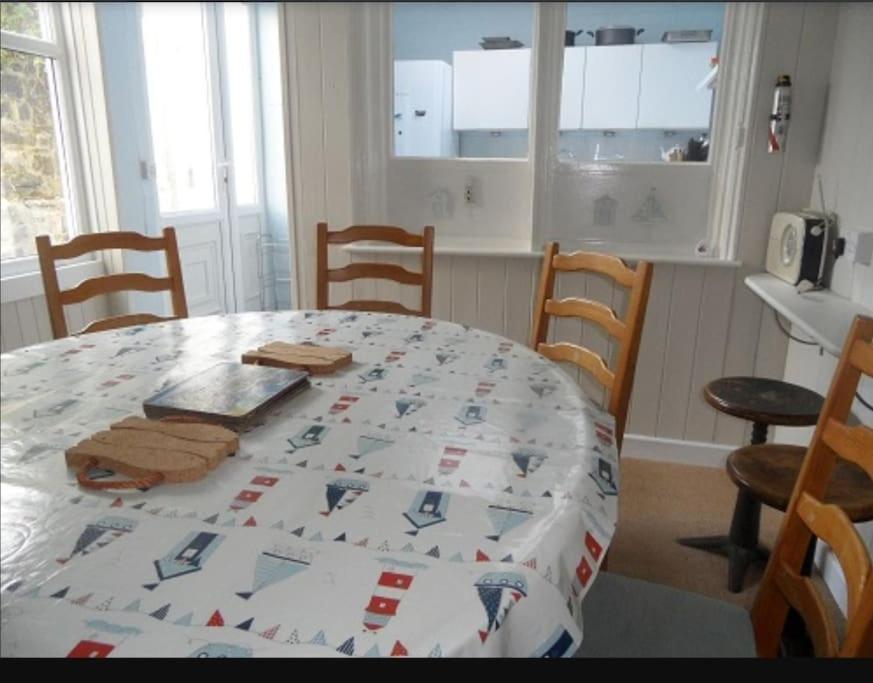 Вілла Arvonia Sleeps 7, Sea Views, Dog Friendly Нью-Кі Екстер'єр фото